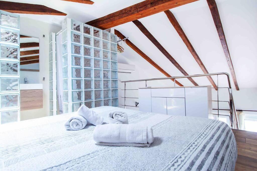 Апартаменты Acogedor Duplex Con Terraza Interior En La Playa Валенсия Экстерьер фото